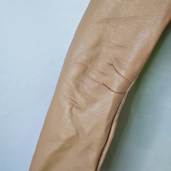 BCBG Maxazria Faux Vegan Leather Lloyd In Camel Cropped Jacket XS - Picture 4 of 6
